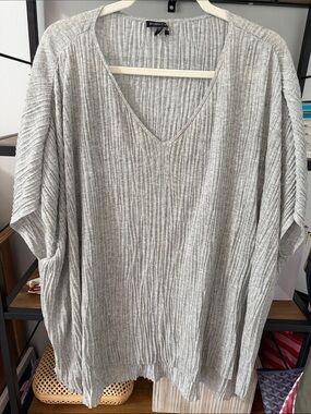 Eileen Fisher Light Gray Crinkle/Ribbed V-Neck Tunic